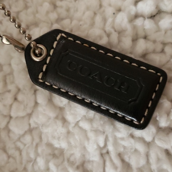 Coach - Picture 2 of 4